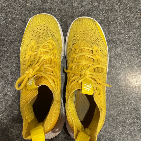 Yellow Under Armour Curry Flow 8 - like new size 10.5 - Picture 10 of 10